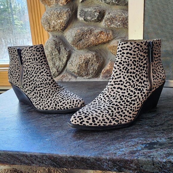 1. State Leopard Print Kipp Wedge Booties Size 9M - Picture 2 of 15